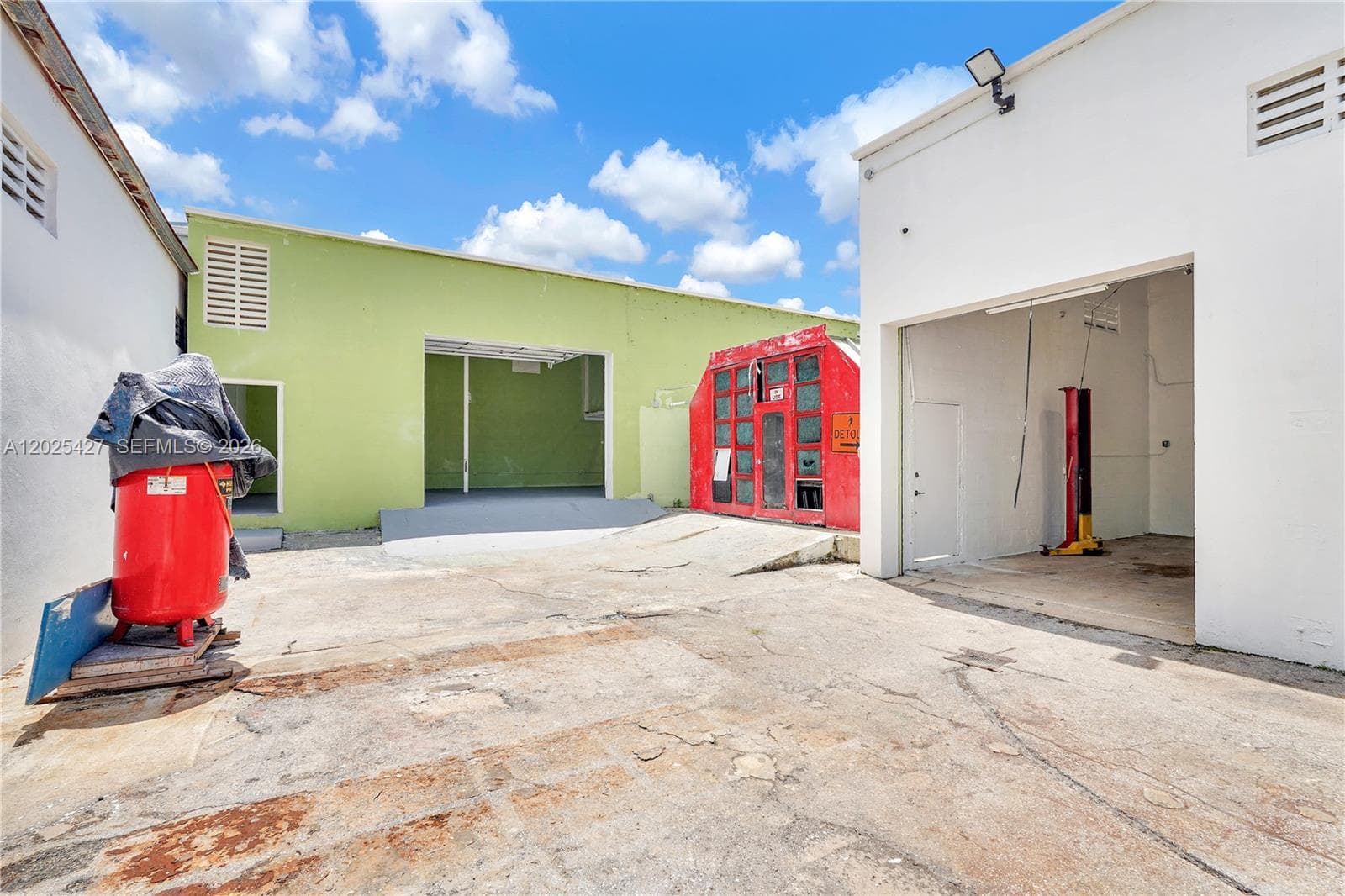 7525 NE 3rd Pl, Miami, FL 33138 — zdjęcie 4