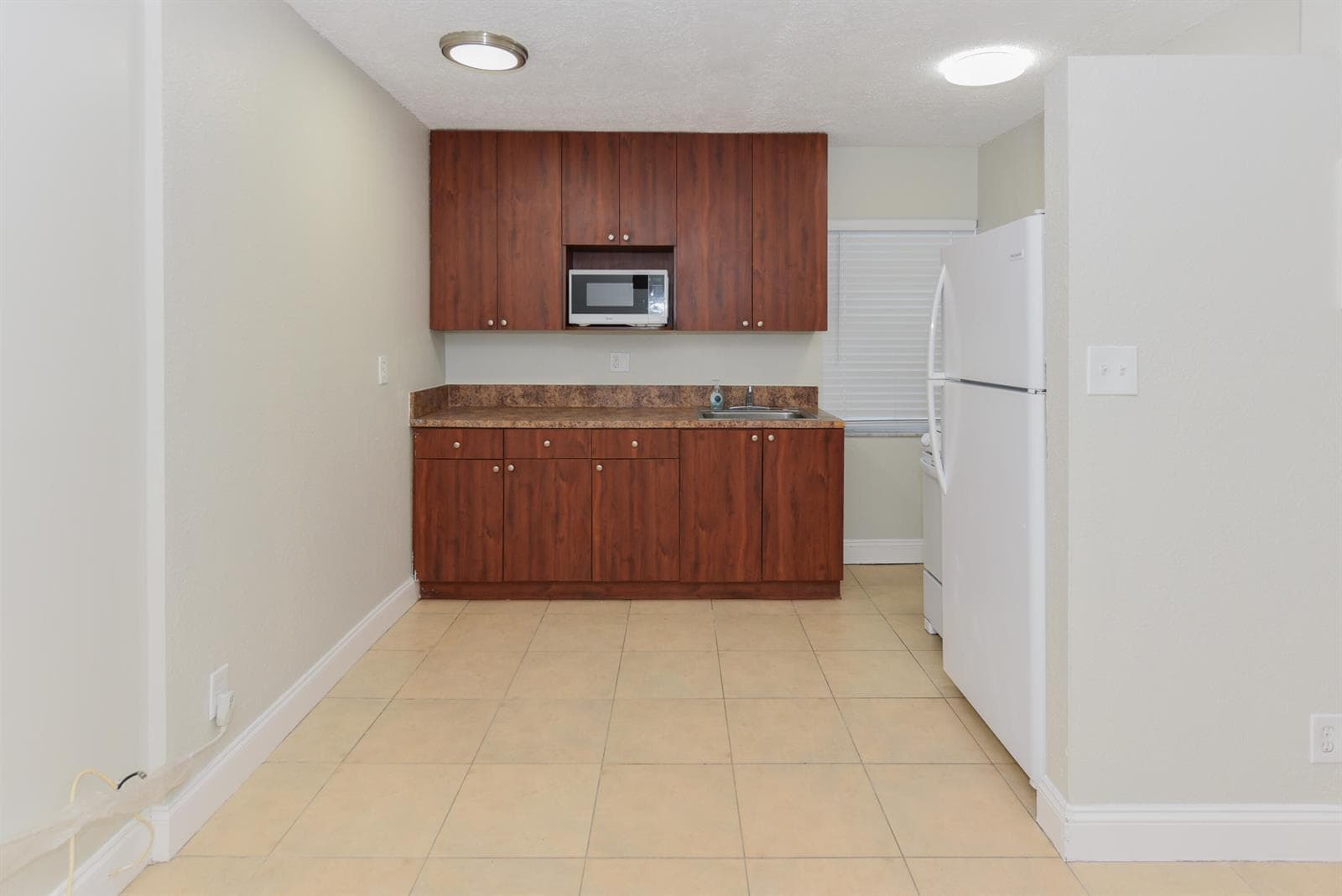 605 N Federal Highway # 8, FL 33460 — zdjęcie 5