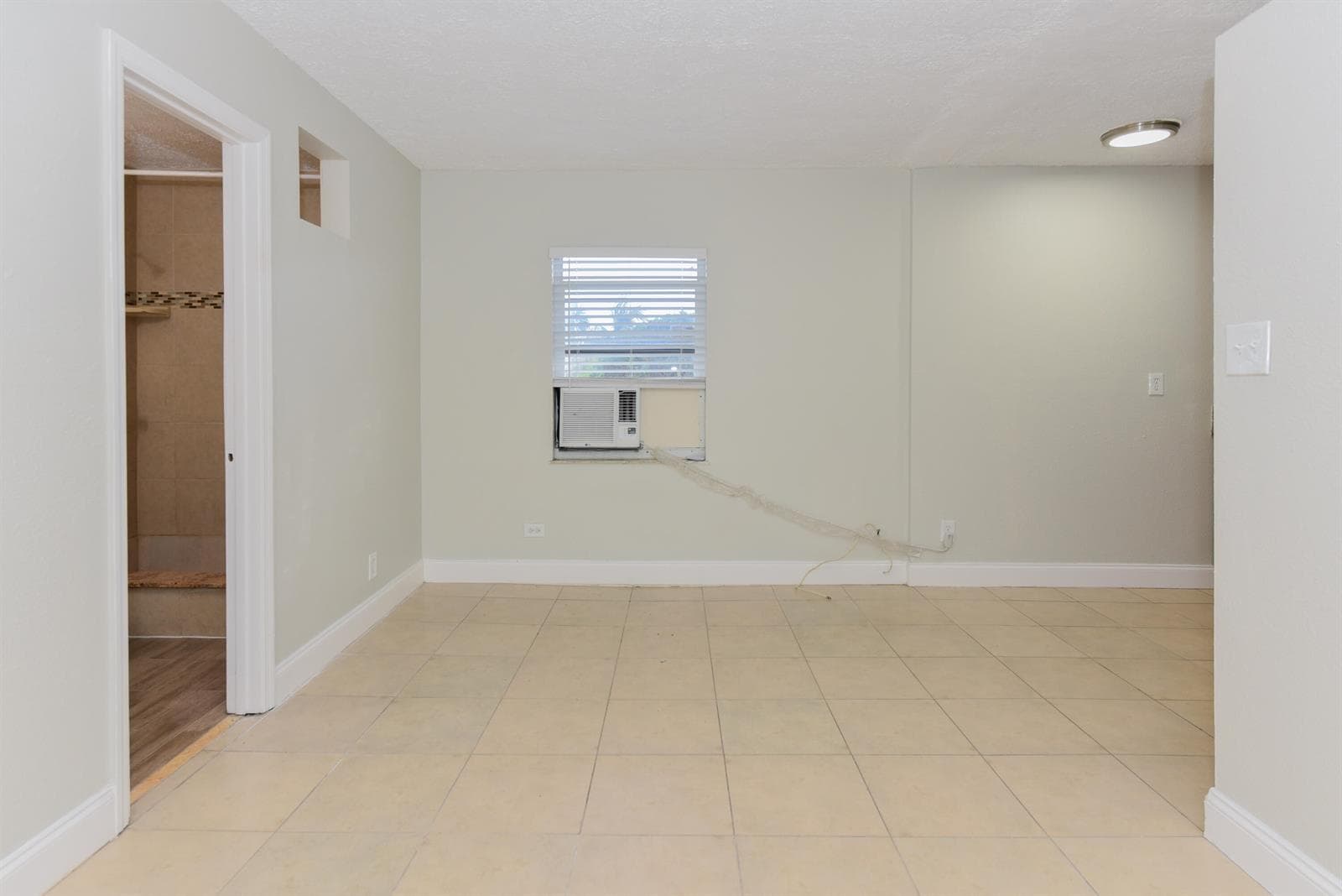 605 N Federal Highway # 8, FL 33460 — zdjęcie 4