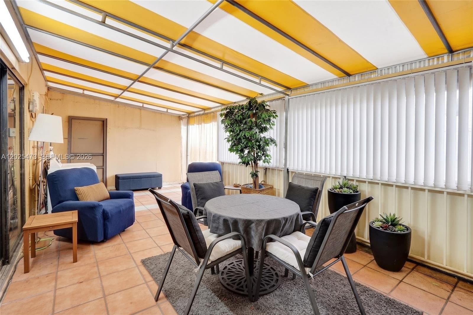 6705 Kingsmoor Way, Miami Lakes, FL 33014 — zdjęcie 3