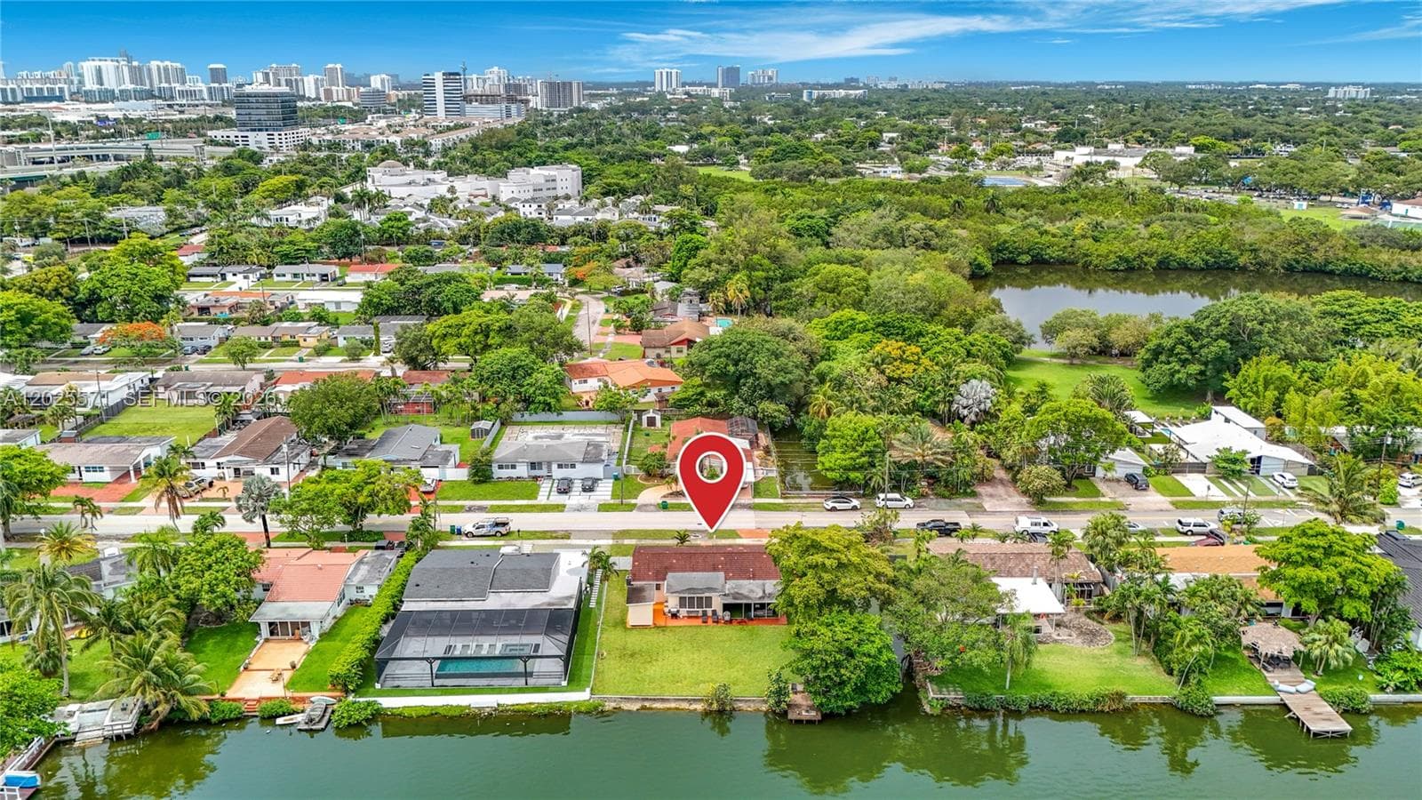 2501 NE 209th Ter, Miami, FL 33180 — zdjęcie 4