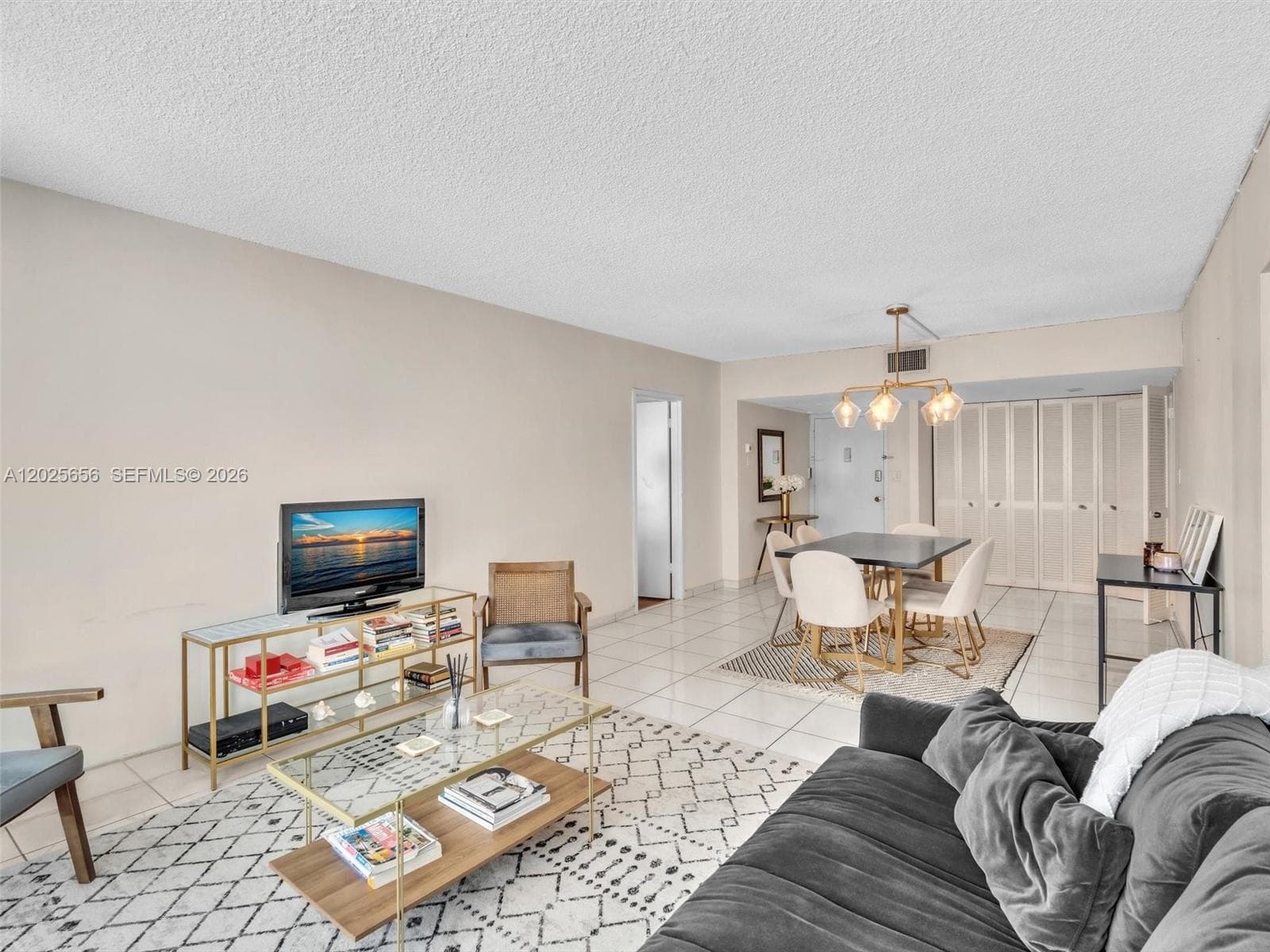 5401 Collins Ave # 107, Miami Beach, FL 33140 — zdjęcie 4