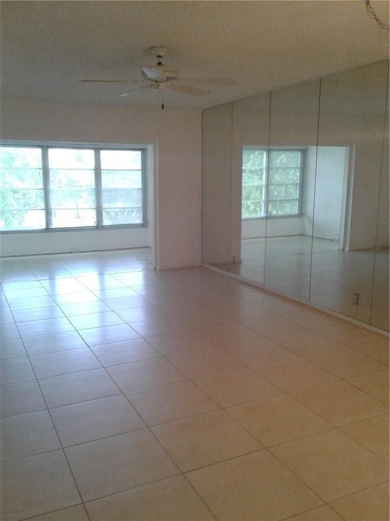 1030 Country Club Drive # 401, Margate, FL 33063 — zdjęcie 3