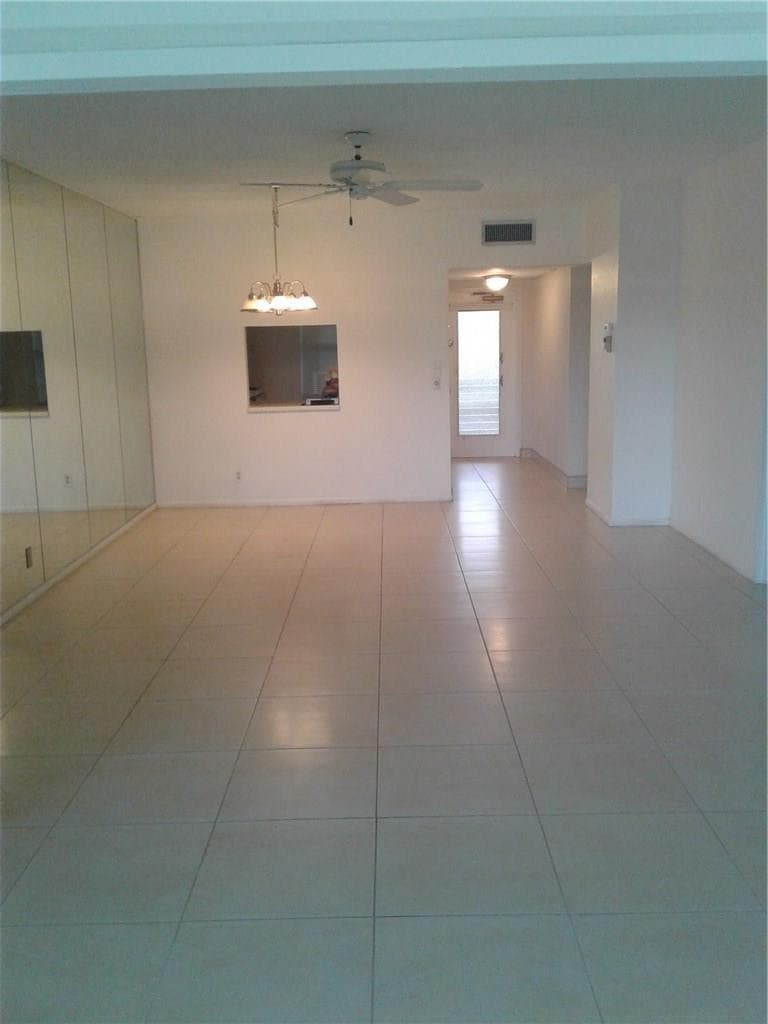 1030 Country Club Drive # 401, Margate, FL 33063 — zdjęcie 4