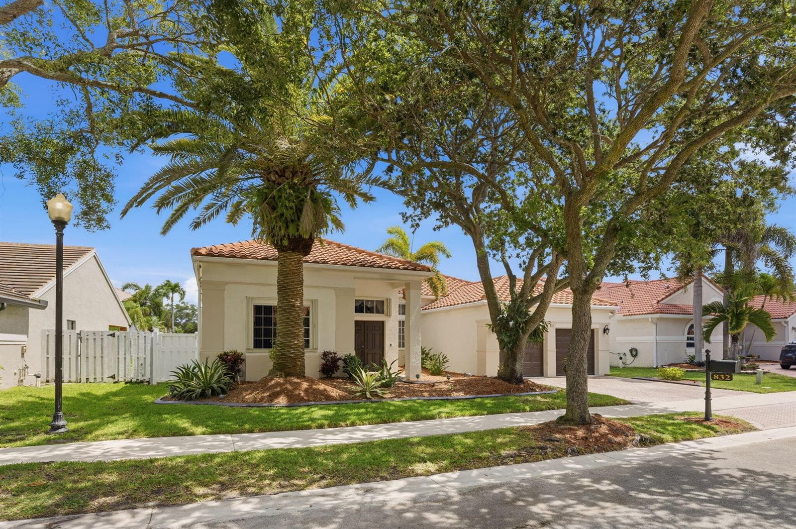 832 Heritage Drive, Weston, FL 33326 — zdjęcie 2