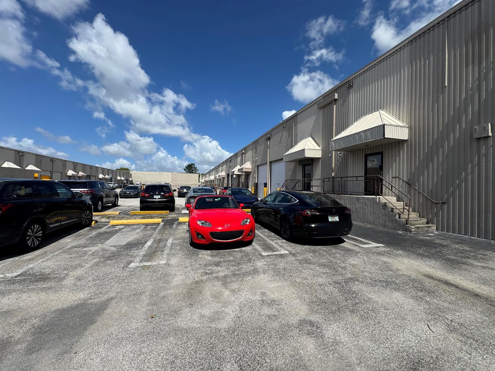 2710 NW 72nd Avenue, Miami, FL 33122 — zdjęcie 2