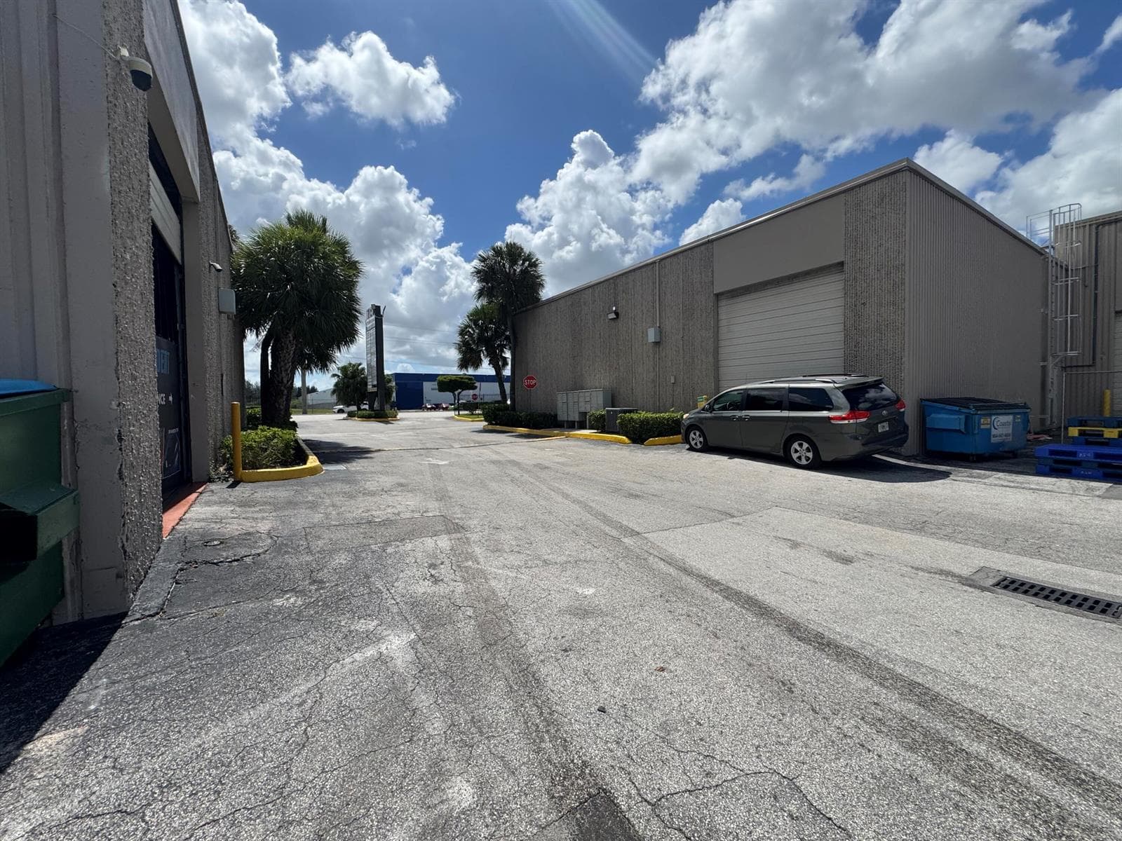 2710 NW 72nd Avenue, Miami, FL 33122 — zdjęcie 4