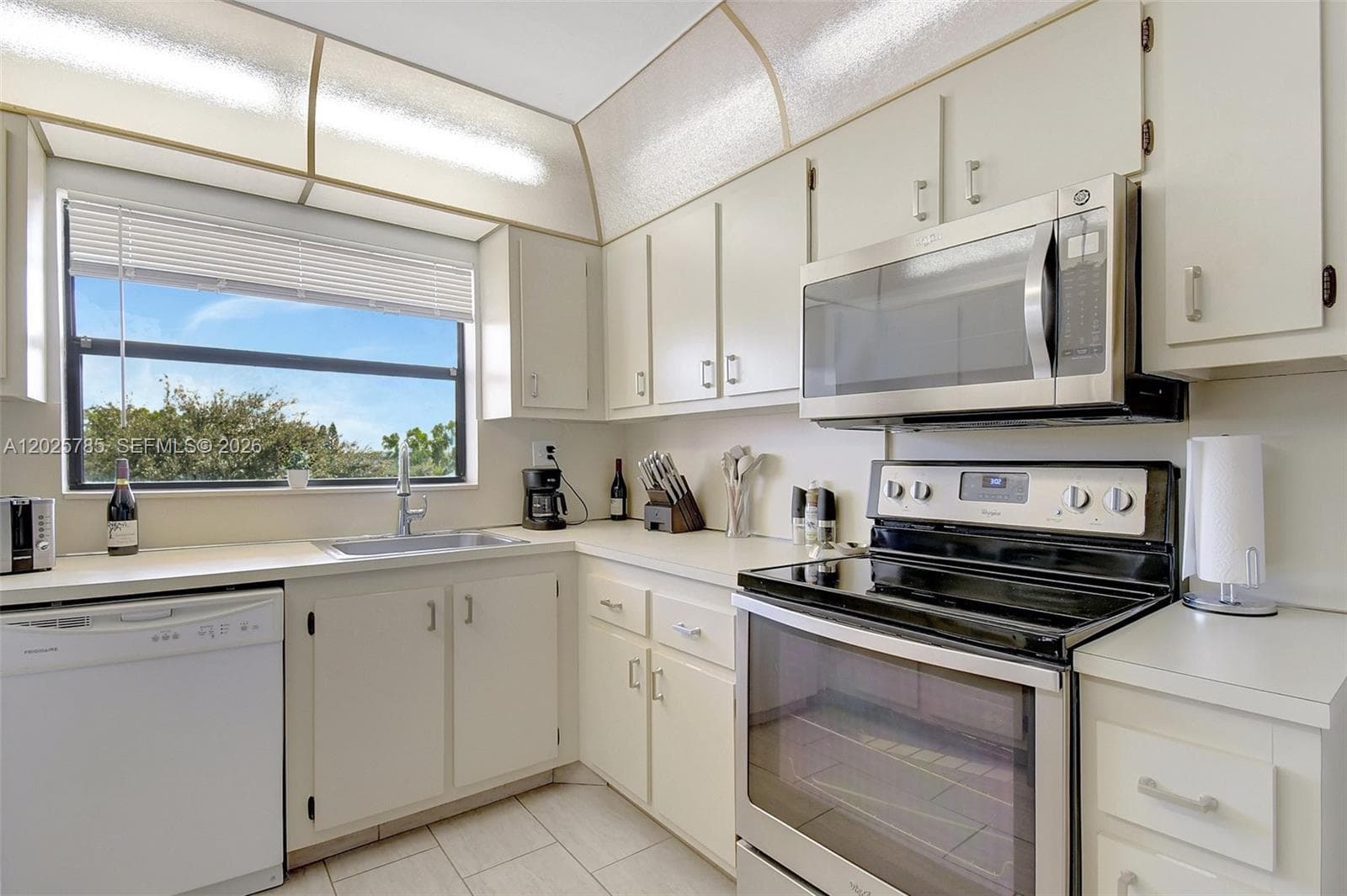 10145 Sunrise Lakes Blvd # 403, Sunrise, FL 33322 — zdjęcie 2