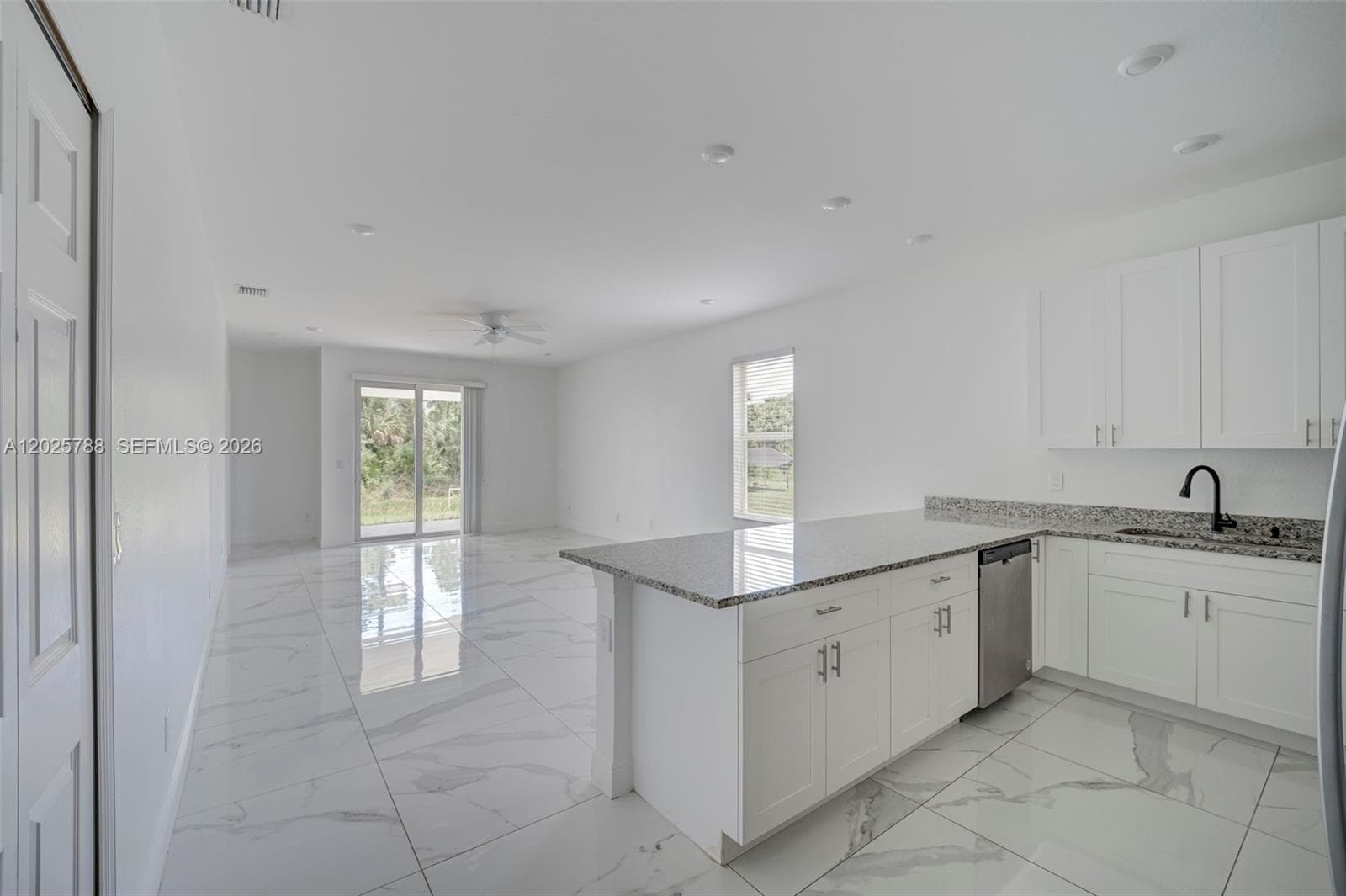 3306 56th St W # #1, Lehigh Acres, FL 33971 — zdjęcie 3