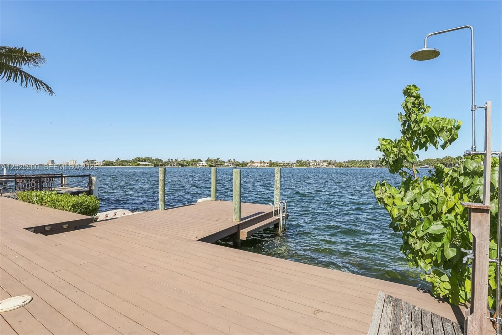 1231 Stillwater Dr, Miami Beach, FL 33141 — zdjęcie 4