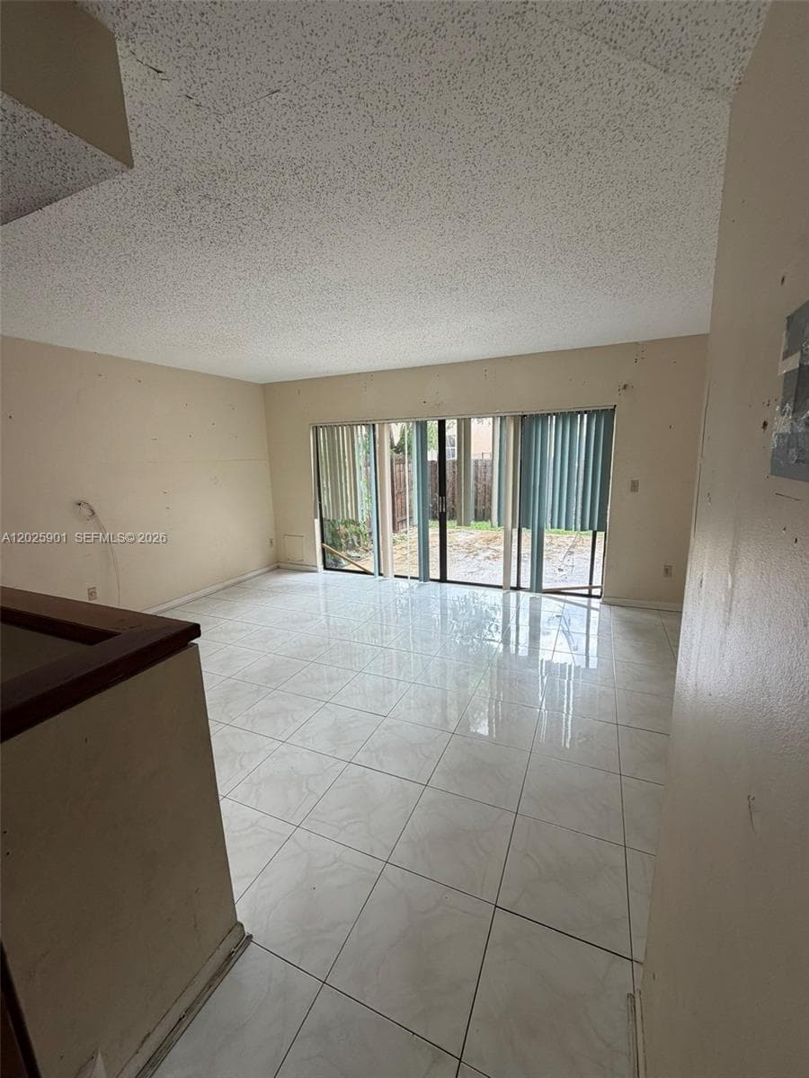 20603 NW 15th Ave # 8-1, Miami Gardens, FL 33169 — zdjęcie 3
