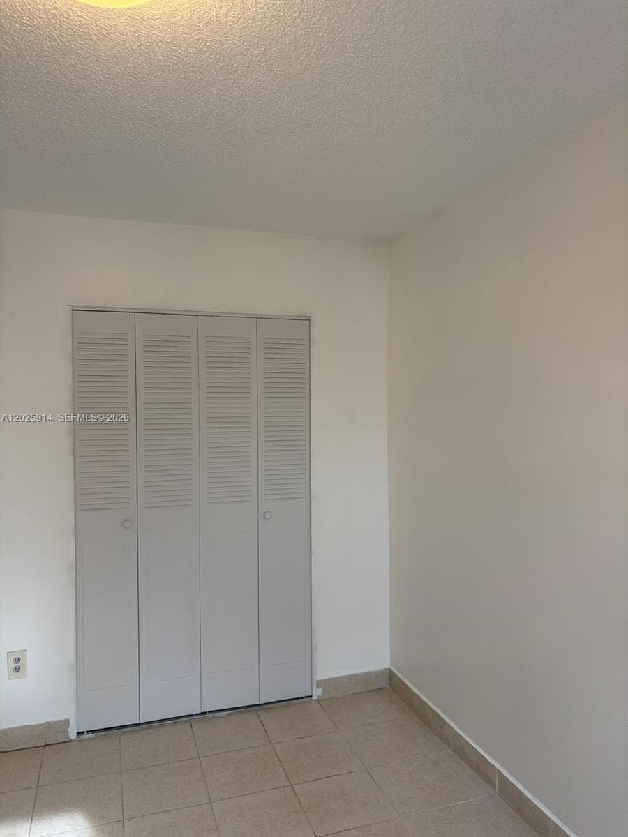 6820 W Flagler St # 212, Miami, FL 33144 — zdjęcie 3