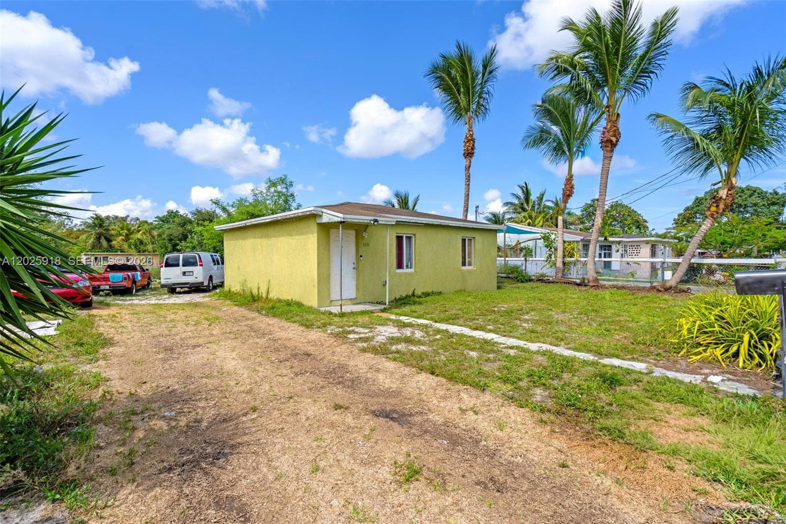 2365 NW 155th St, Miami Gardens, FL 33054 — zdjęcie 2
