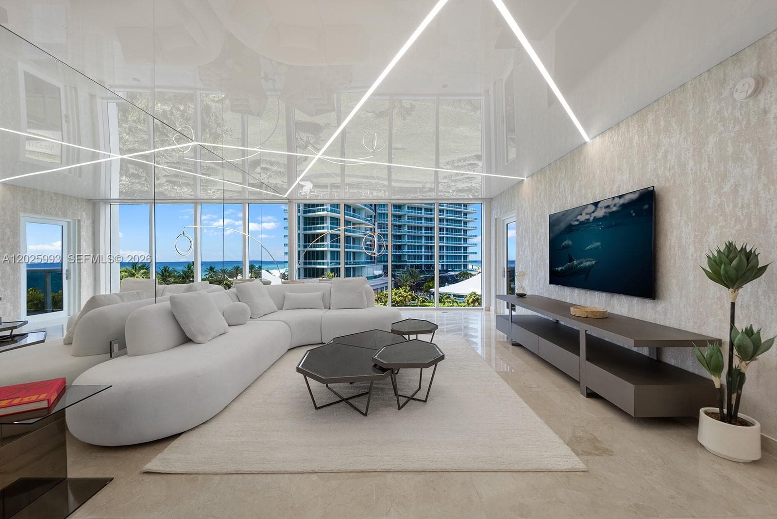 10275 Collins Ave # 507, Bal Harbour, FL 33154 — zdjęcie 2