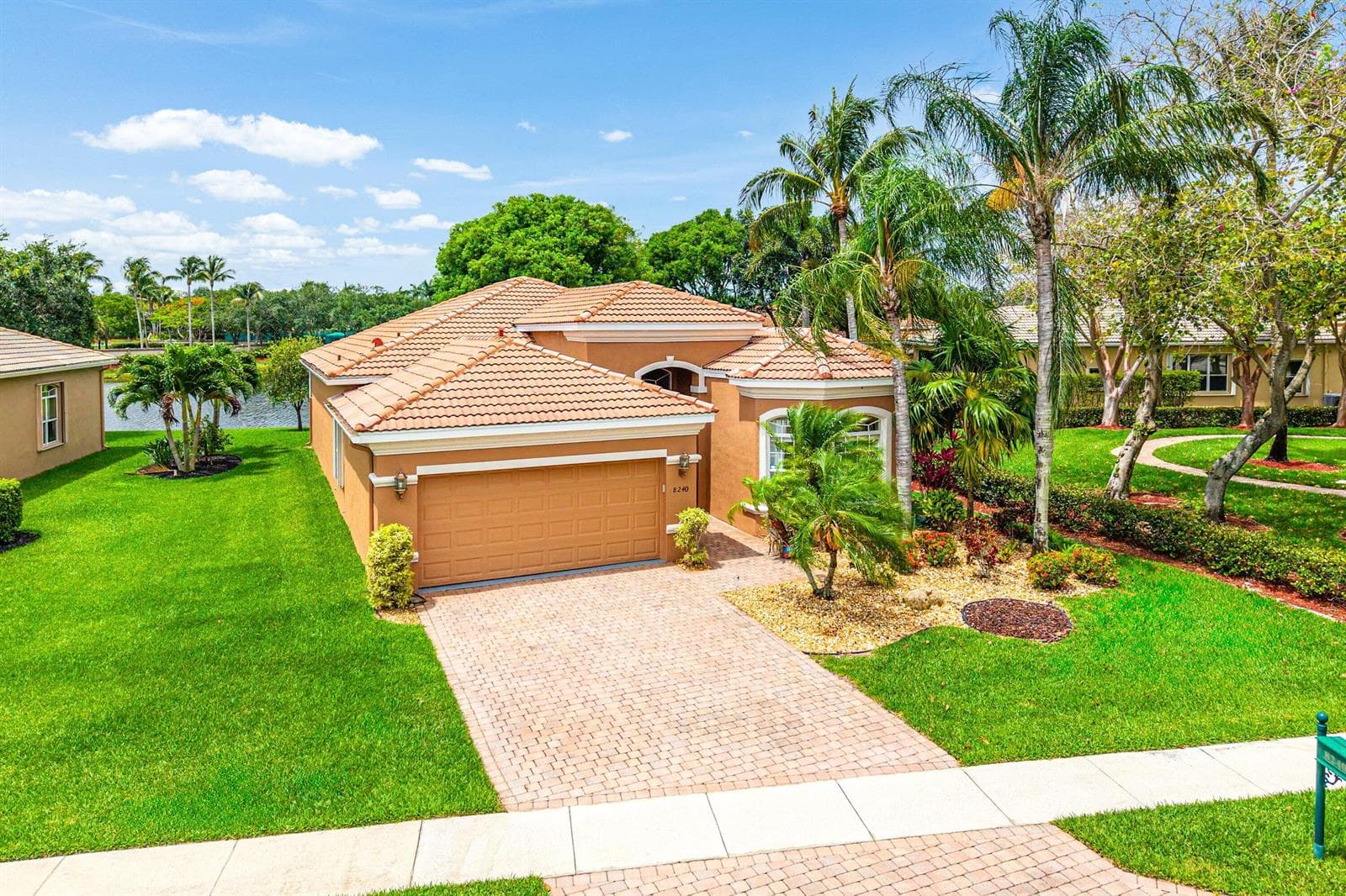 8240 Parini Way, Lake Worth, FL 33467 — zdjęcie 2