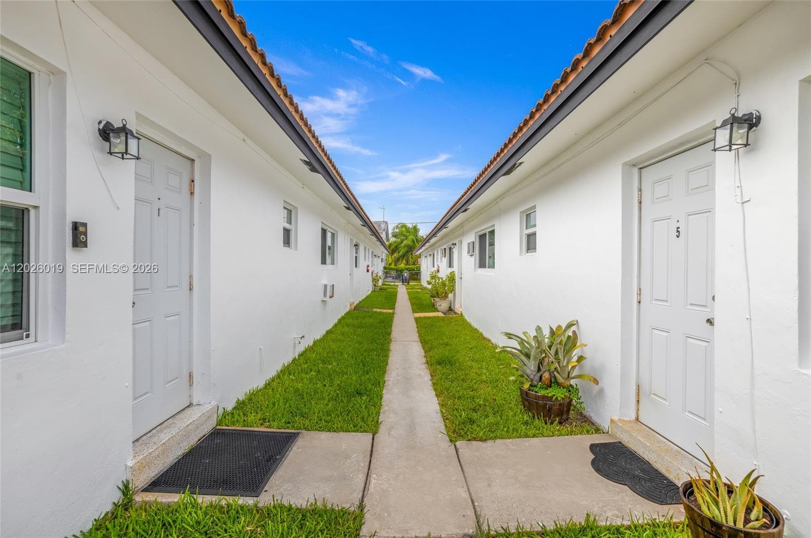 1927/1929 Roosevelt St, Hollywood, FL 33020 — zdjęcie 3