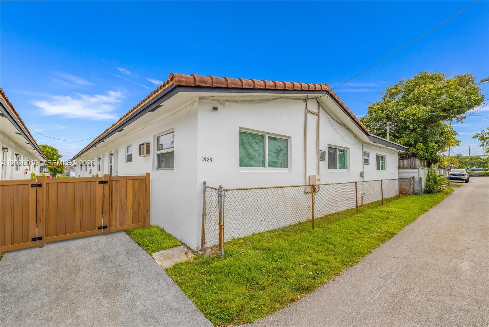 1927/1929 Roosevelt St, Hollywood, FL 33020 — zdjęcie 4