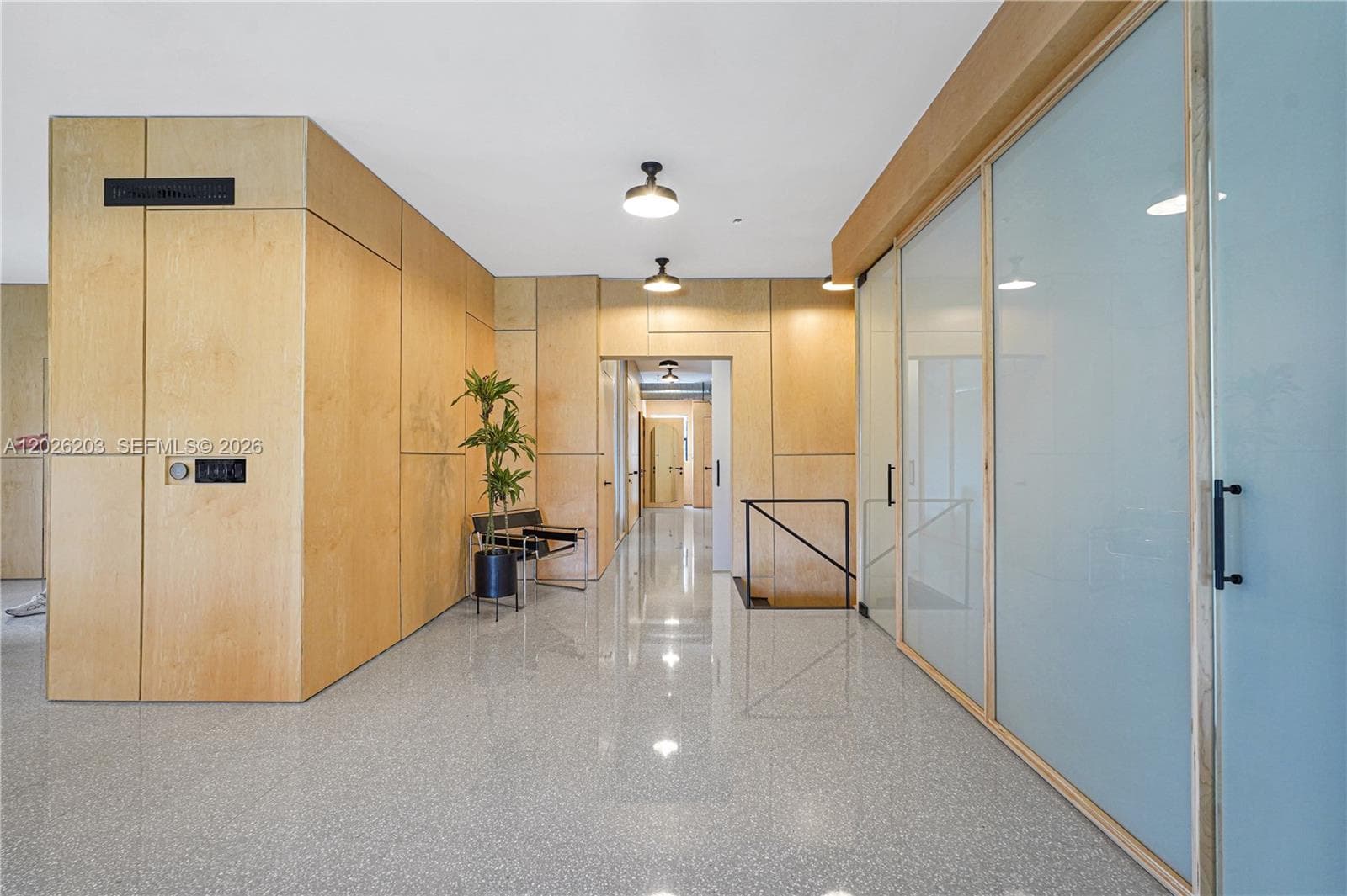 1800 N Miami Ave, Miami, FL 33136 — zdjęcie 3