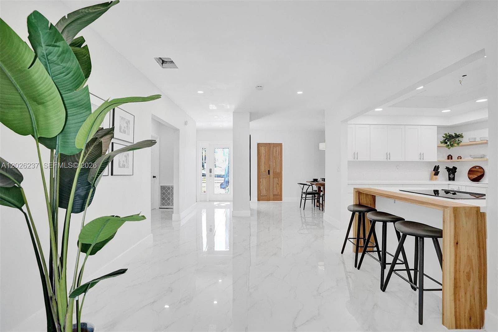 1355 Madison St, Hollywood, FL 33019 — zdjęcie 5
