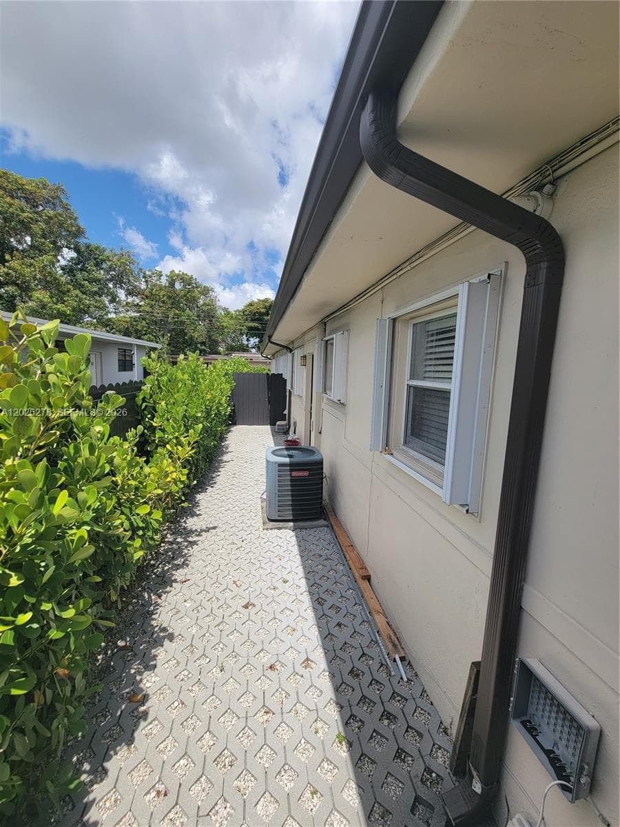 1052 SW 79th Ave # ., Miami, FL 33144 — zdjęcie 4