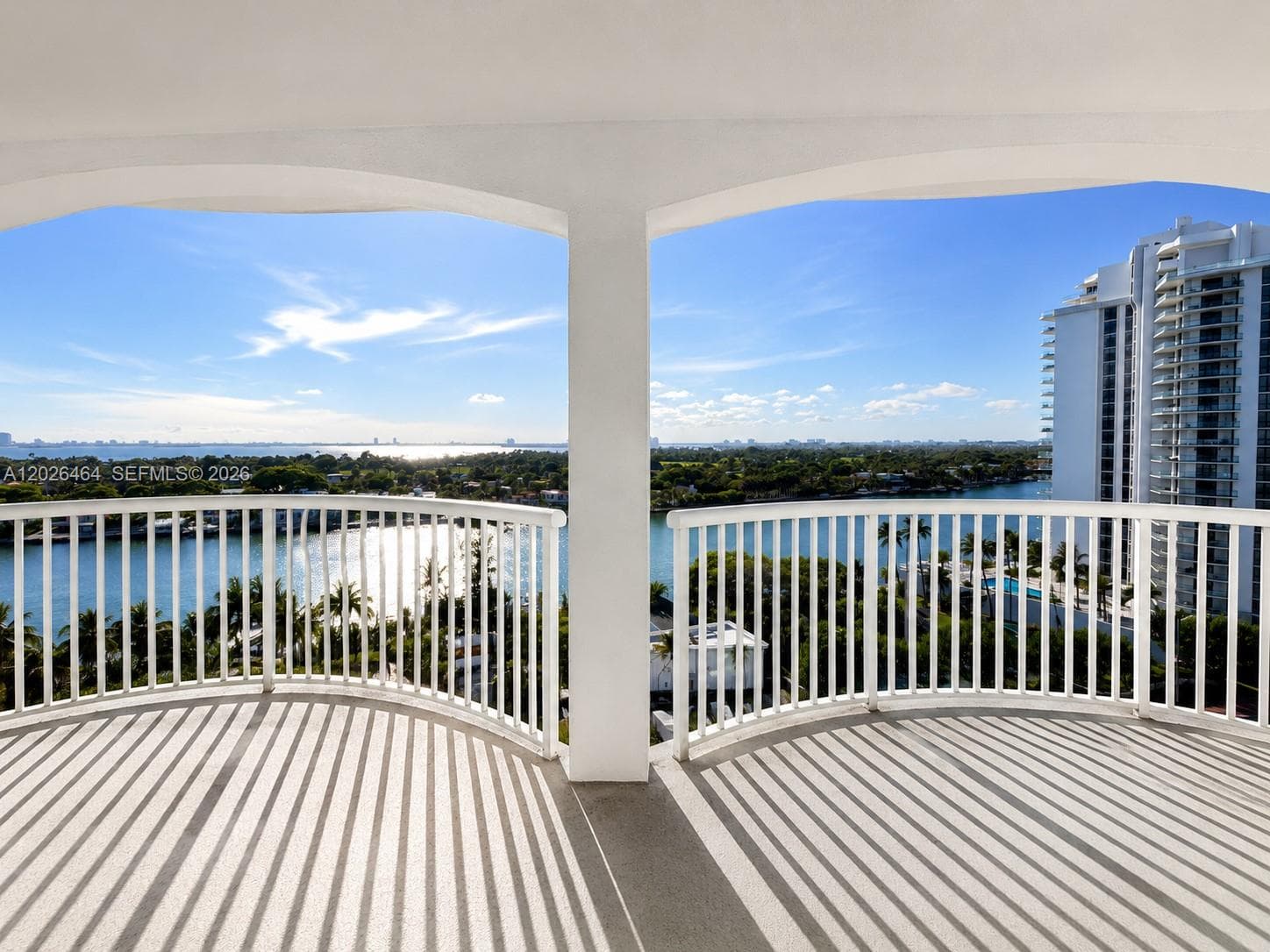 5401 Collins Ave # 1022, Miami Beach, FL 33140 — zdjęcie 2