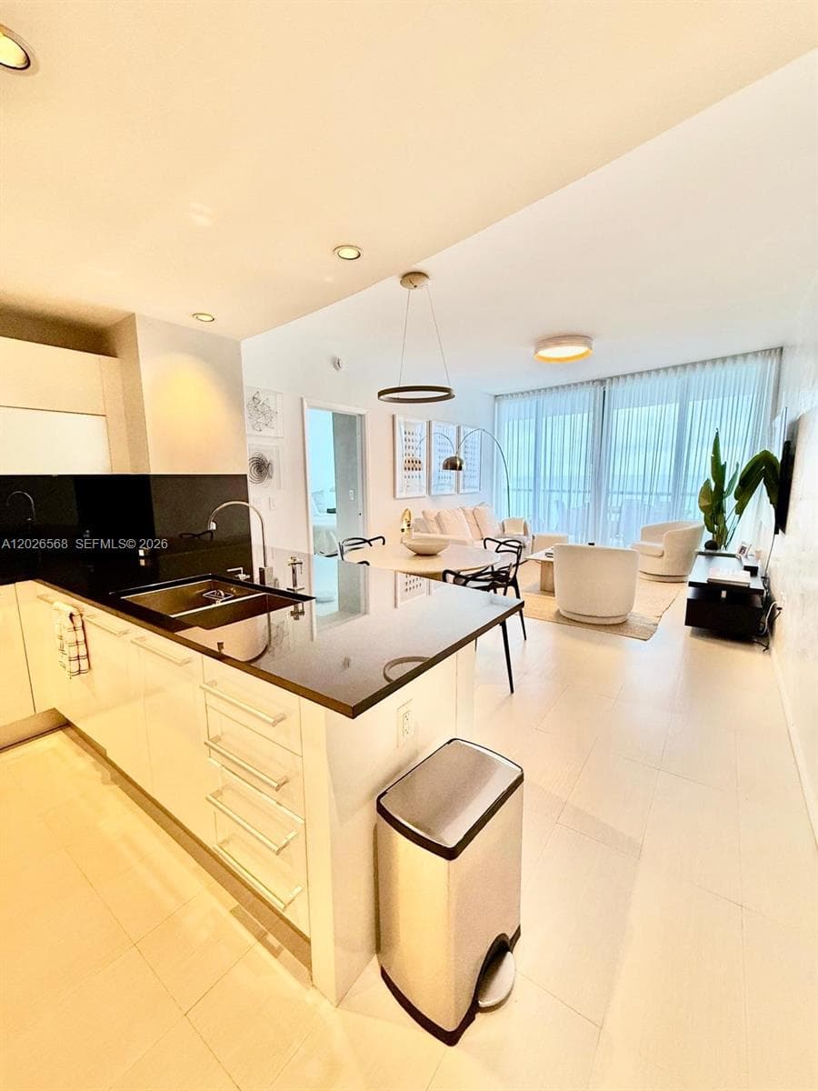 17121 Collins Ave # 1207, Sunny Isles Beach, FL 33160 — zdjęcie 2