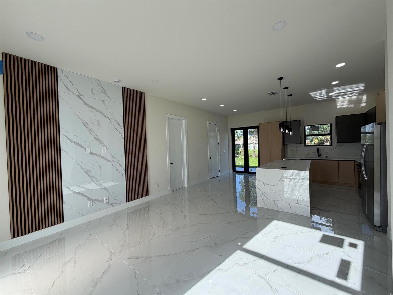 515 Kingsbury Lane, Lehigh Acres, FL 33974 — zdjęcie 2