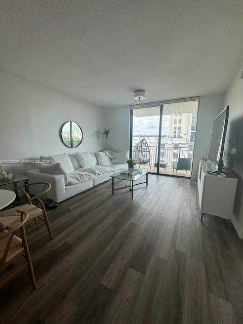 1300 Ponce De Leon Blvd # 702, Coral Gables, FL 33134 — zdjęcie 4