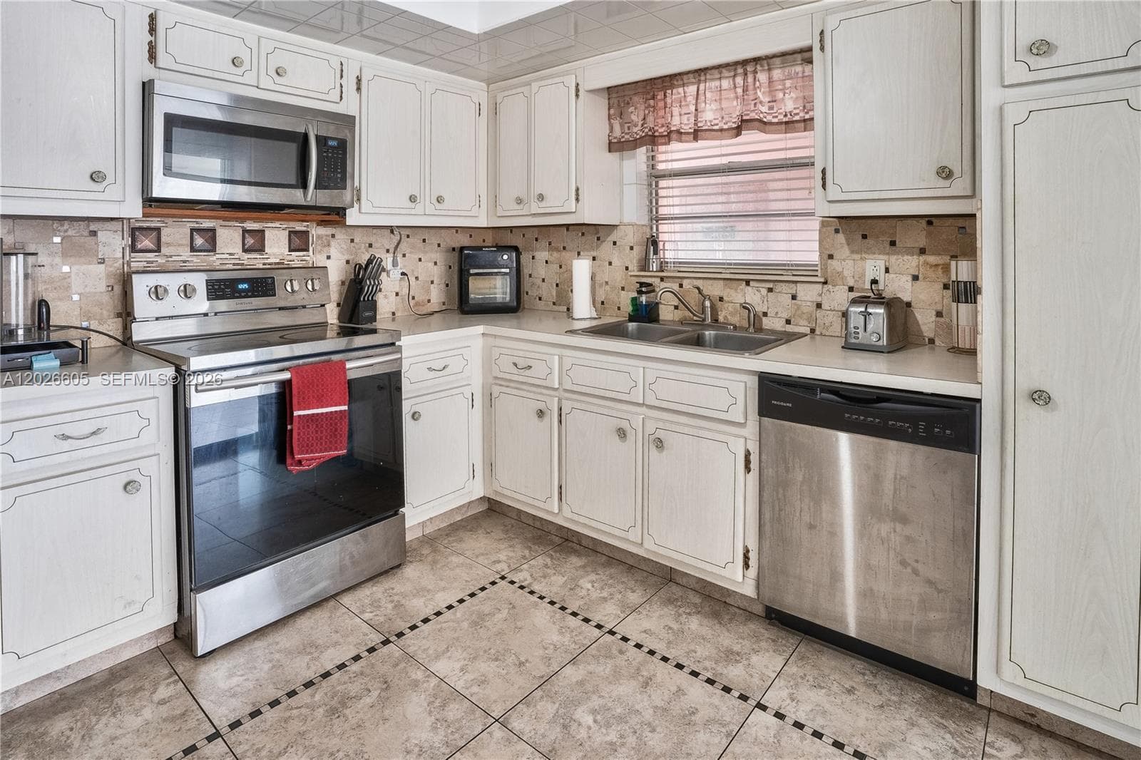 180 NE 12th Ave # 18C, Hallandale Beach, FL 33009 — zdjęcie 4
