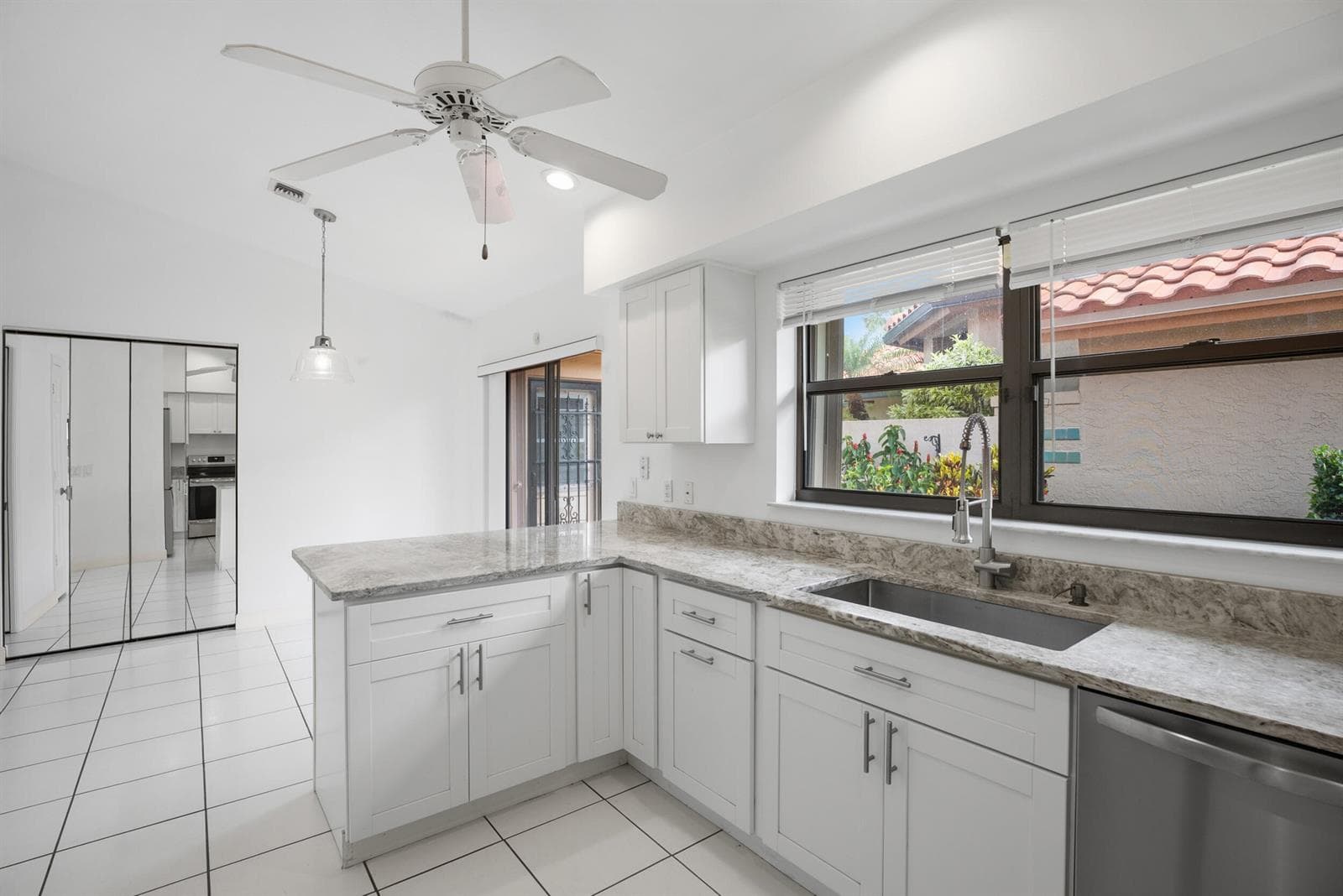 2735 SW Mariposa Circle, Palm City, FL 34990 — zdjęcie 4