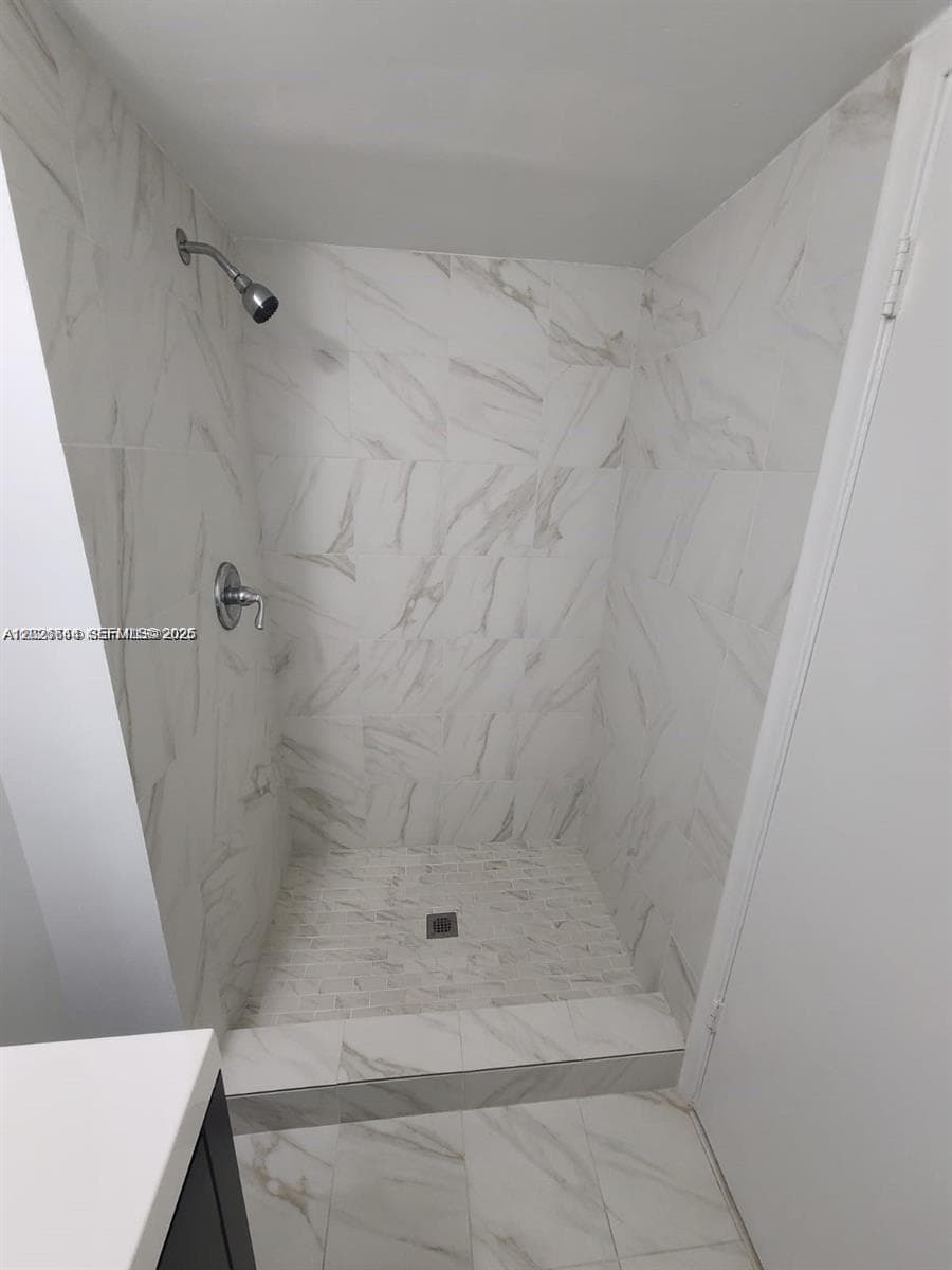165 NW 93rd Ave # 102, Pembroke Pines, FL 33024 — zdjęcie 4