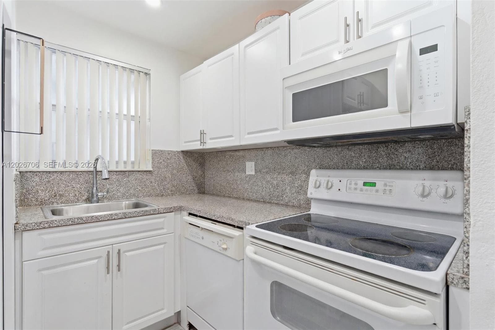 210 Fontainebleau Blvd # 402, Miami, FL 33172 — zdjęcie 5