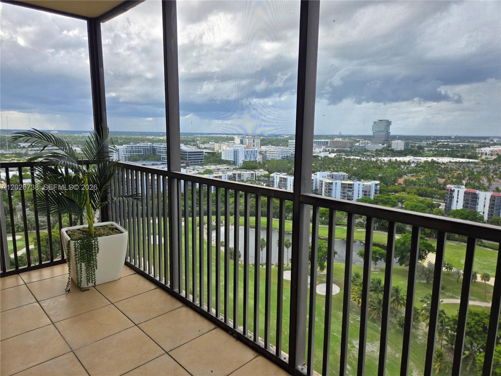 20379 W Country Club Dr # 2531, Aventura, FL 33180 — zdjęcie 2