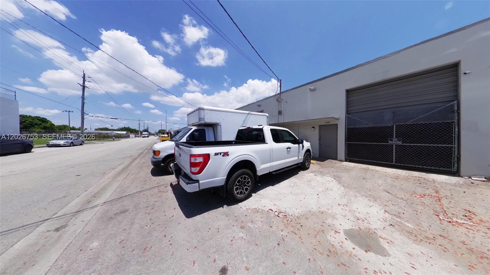 1055 SE 9th Ct # 1055-65, Hialeah, FL 33010 — zdjęcie 2