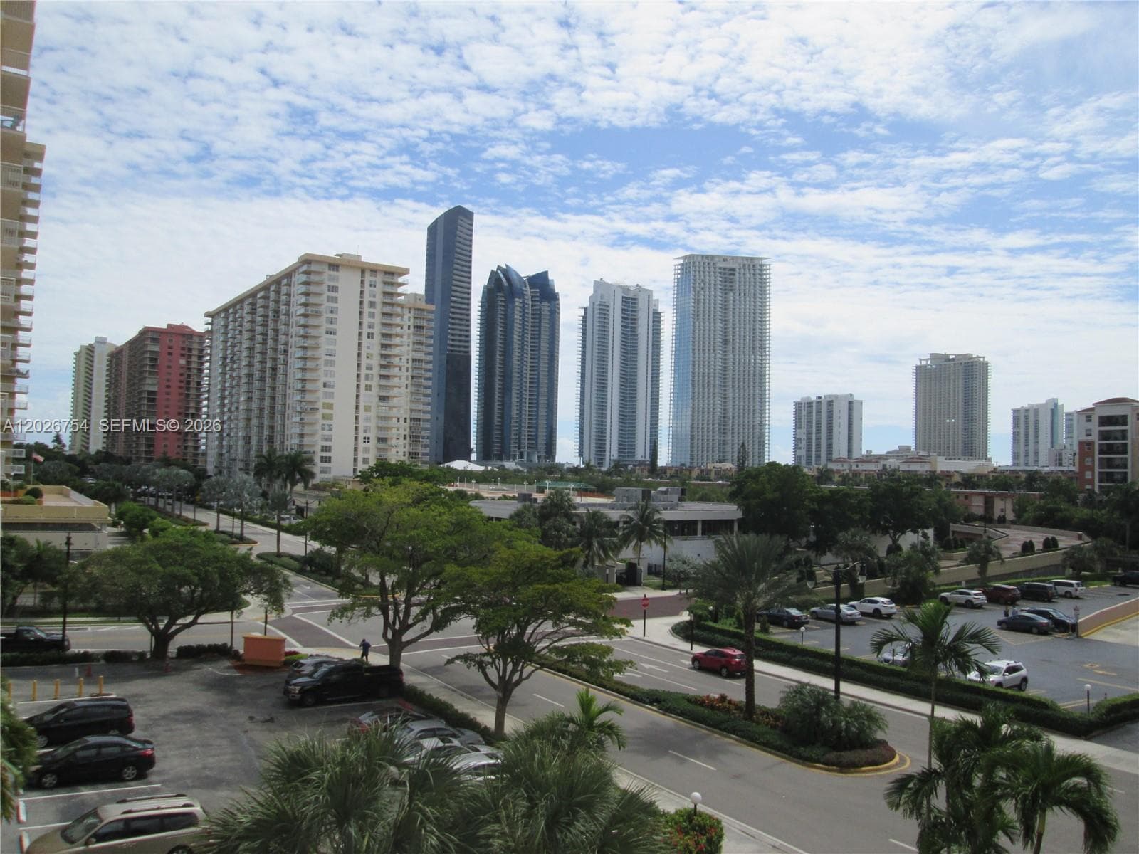 251 174th St # 411, Sunny Isles Beach, FL 33160 — zdjęcie 3