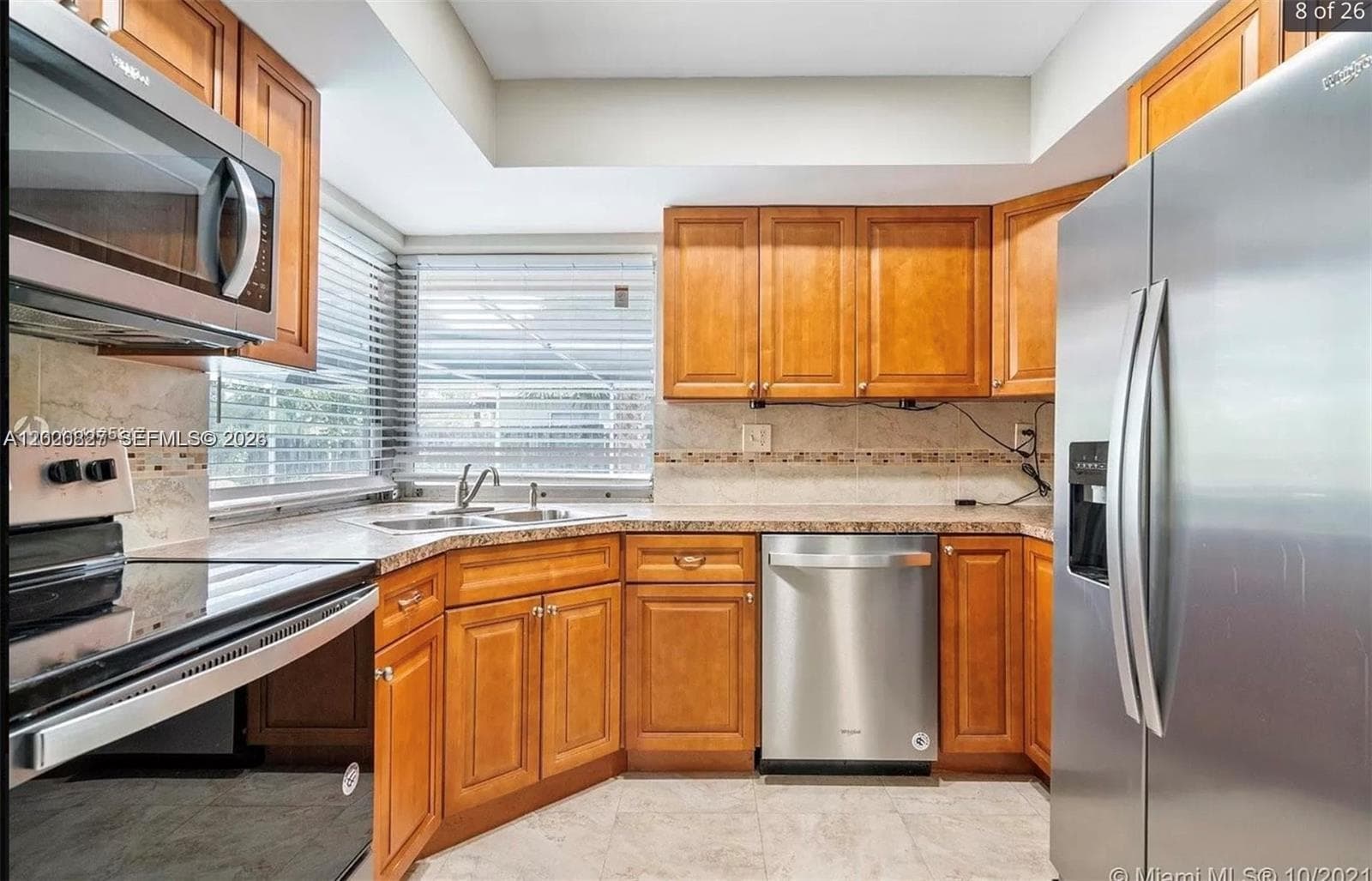 1891 NW 31st Ct, Oakland Park, FL 33309 — zdjęcie 3