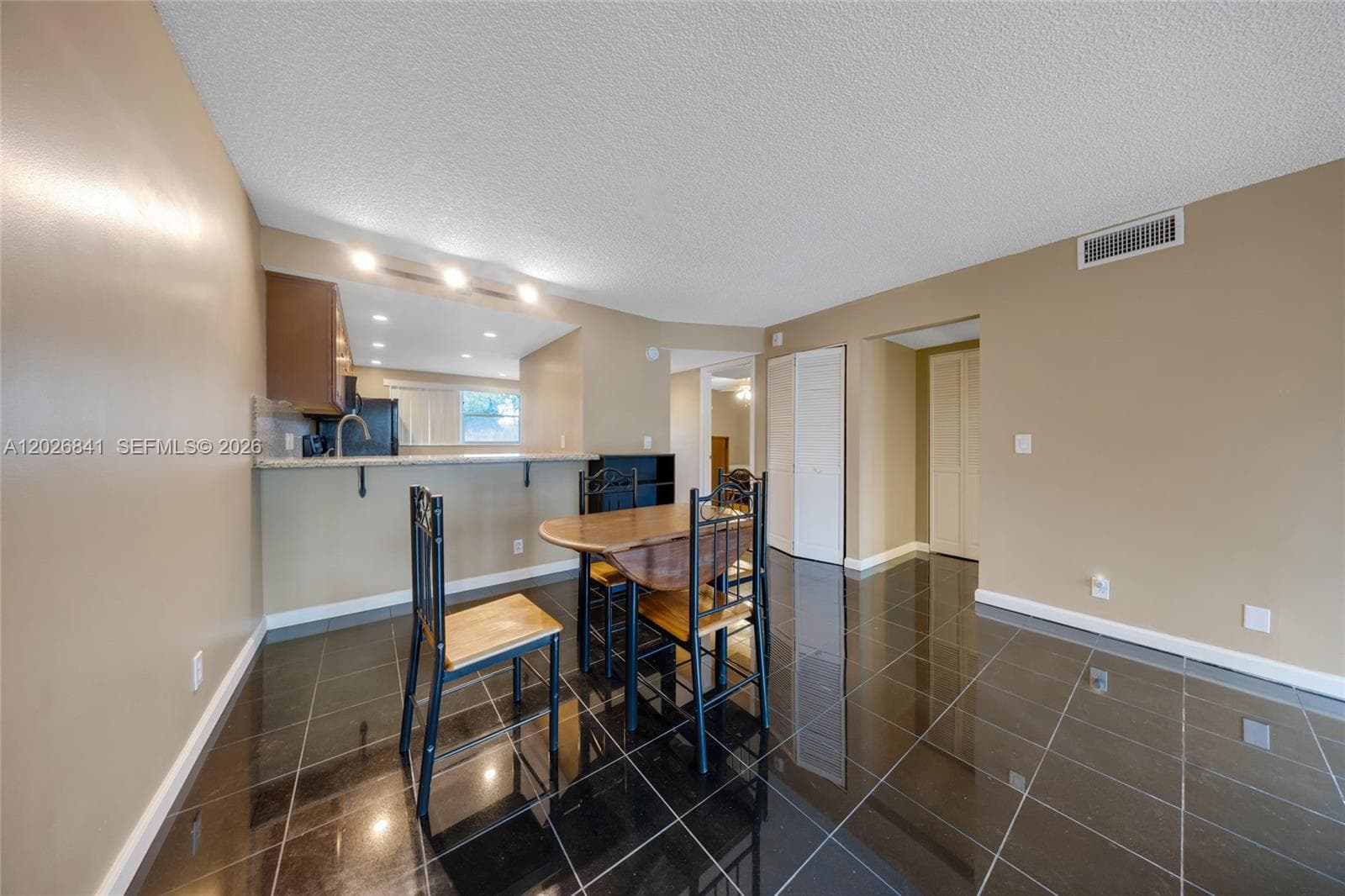 6075 N Sabal Palm Blvd # 210, Tamarac, FL 33319 — zdjęcie 5