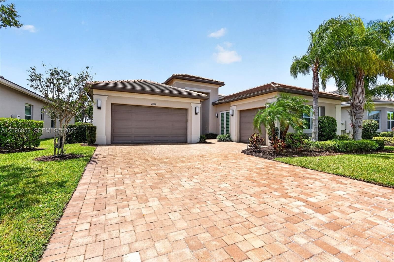 11087 SW Ivory Springs Ln, Port St. Lucie, FL 34987 — zdjęcie 2