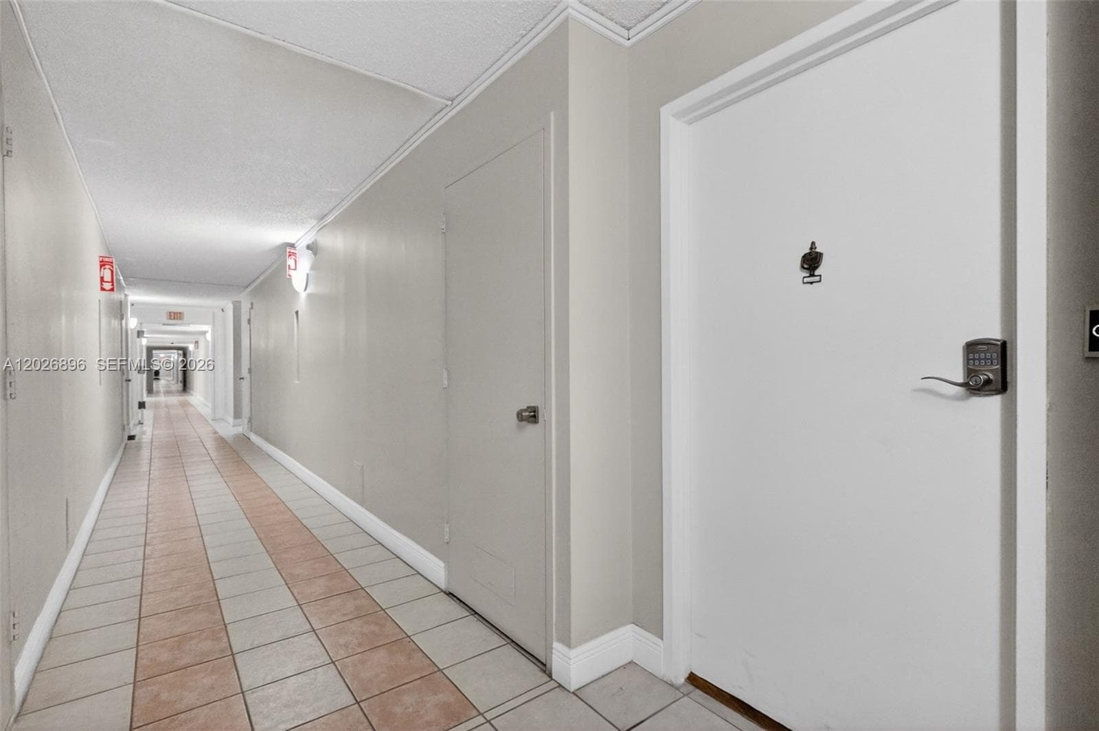 7135 Collins Ave # 1124, Miami Beach, FL 33141 — zdjęcie 4
