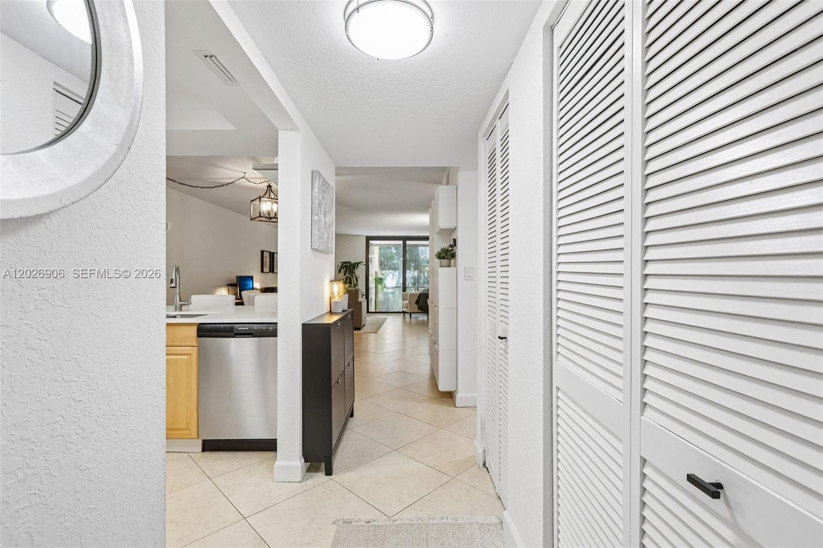 400 Commodore Dr # 206, Plantation, FL 33325 — zdjęcie 2