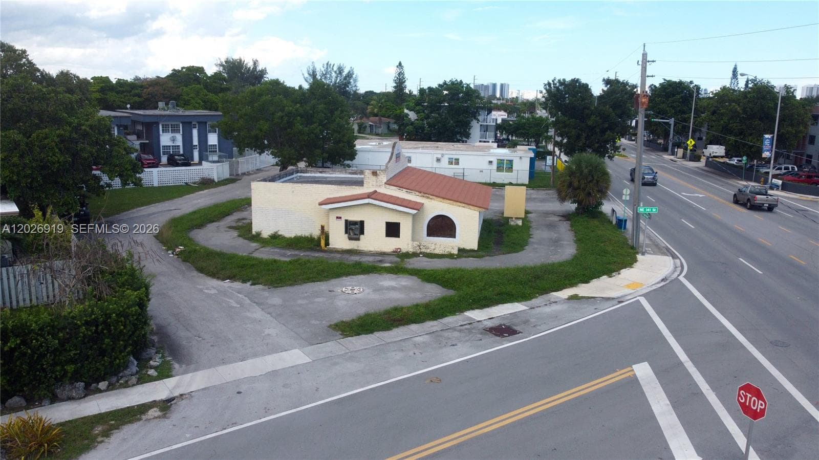 14100 W Dixie Hwy, North Miami, FL 33161 — zdjęcie 4
