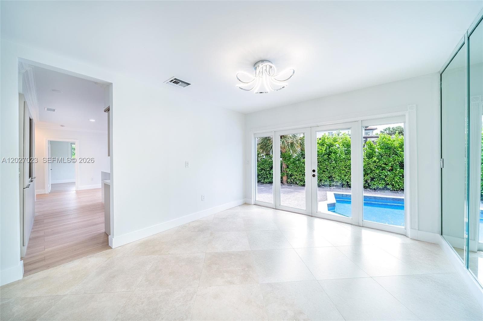 9835 W Broadview Dr, Bay Harbor Islands, FL 33154 — zdjęcie 5