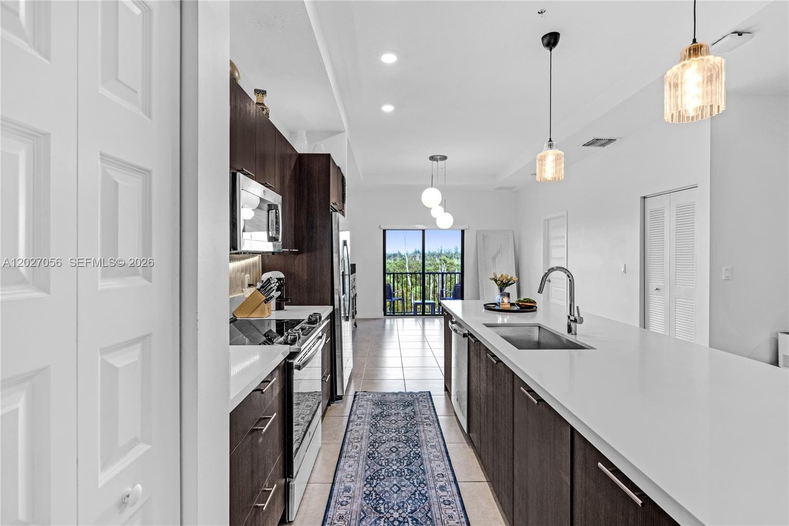8175 NW 104th Ave # 32, Doral, FL 33178 — zdjęcie 4