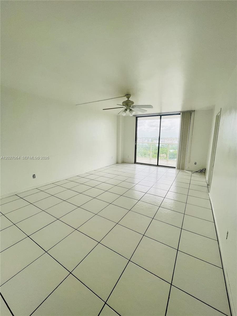 13499 Biscayne Blvd # 1613, North Miami, FL 33181 — zdjęcie 3