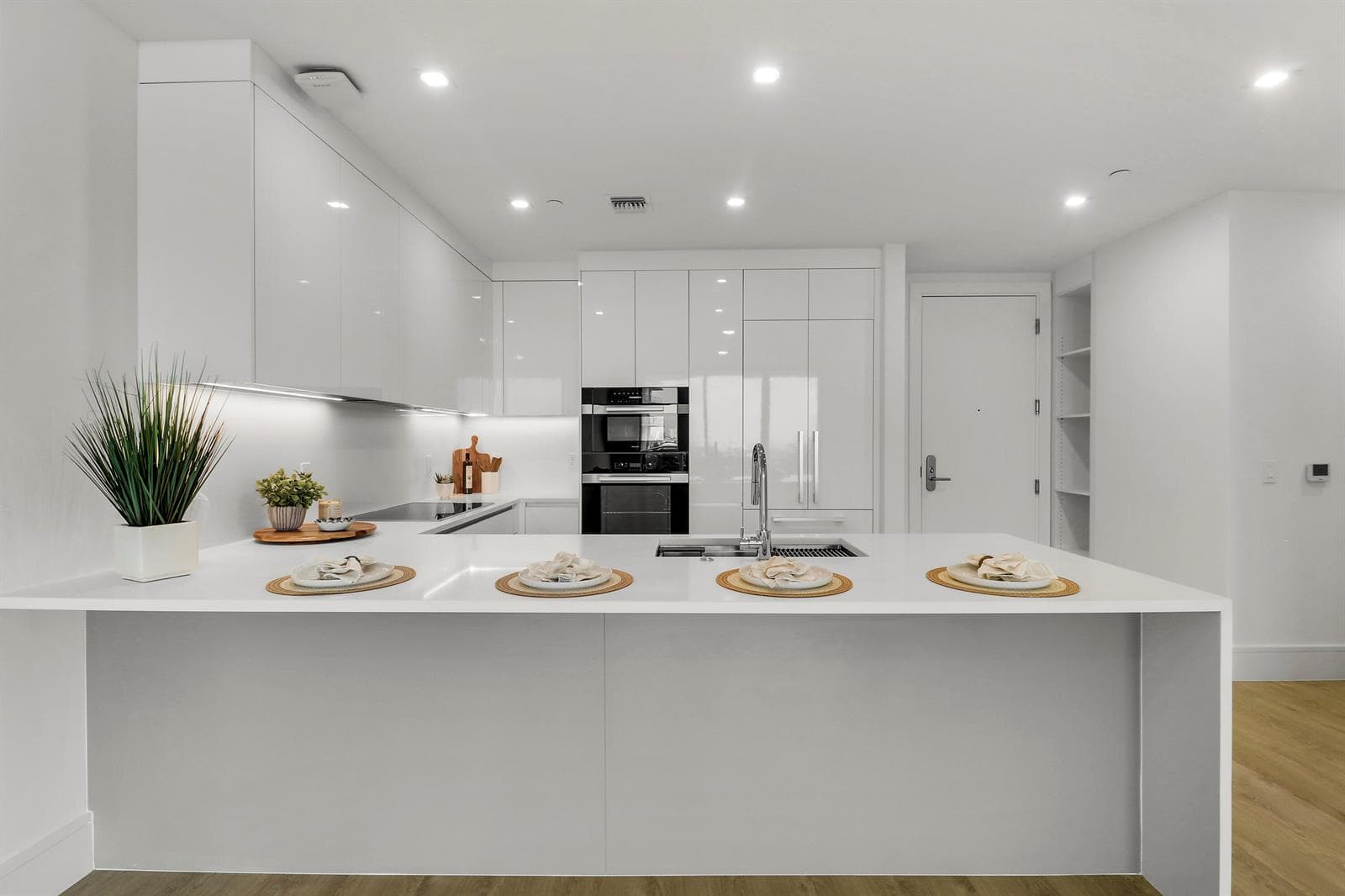 220 Lake Shore Drive # 815, Lake Park, FL 33403 — zdjęcie 2