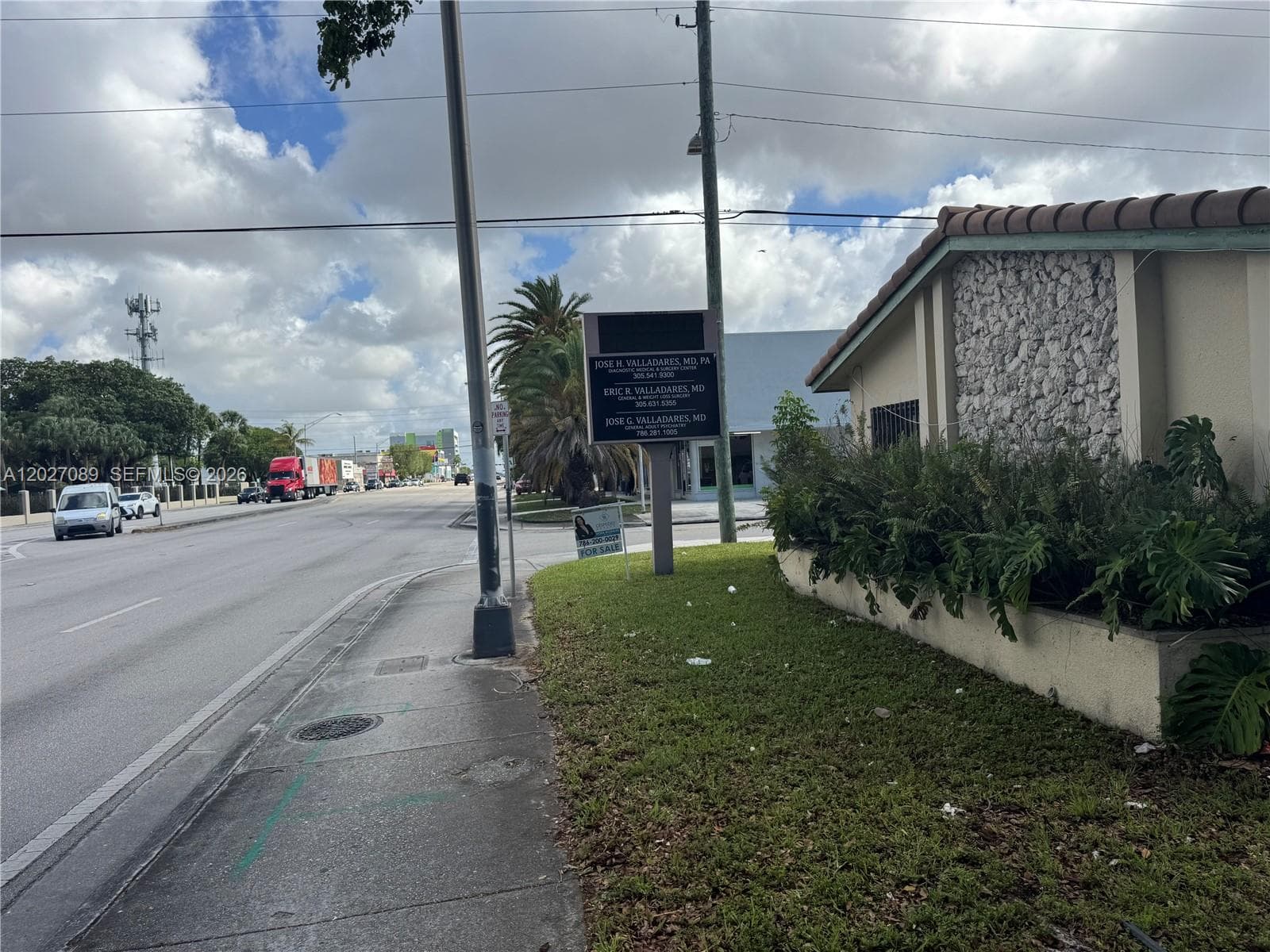 2660 SW 3rd St, Miami, FL 33135 — zdjęcie 5