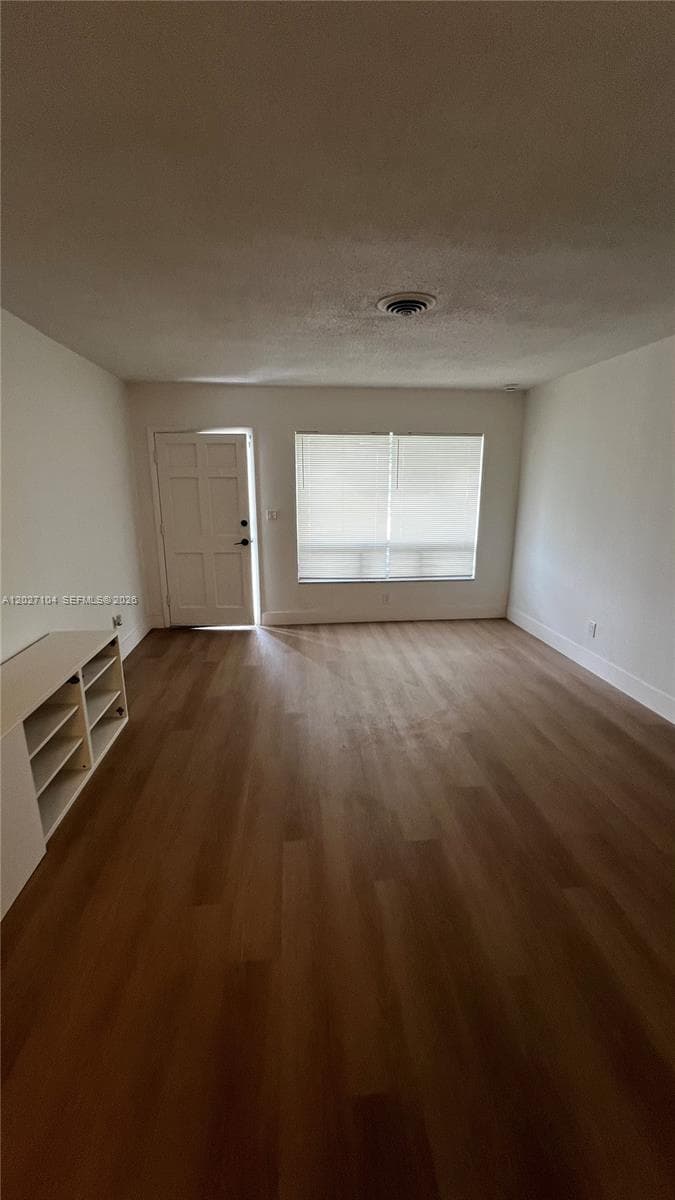 4177 NW 52nd Ave, Lauderdale Lakes, FL 33319 — zdjęcie 3