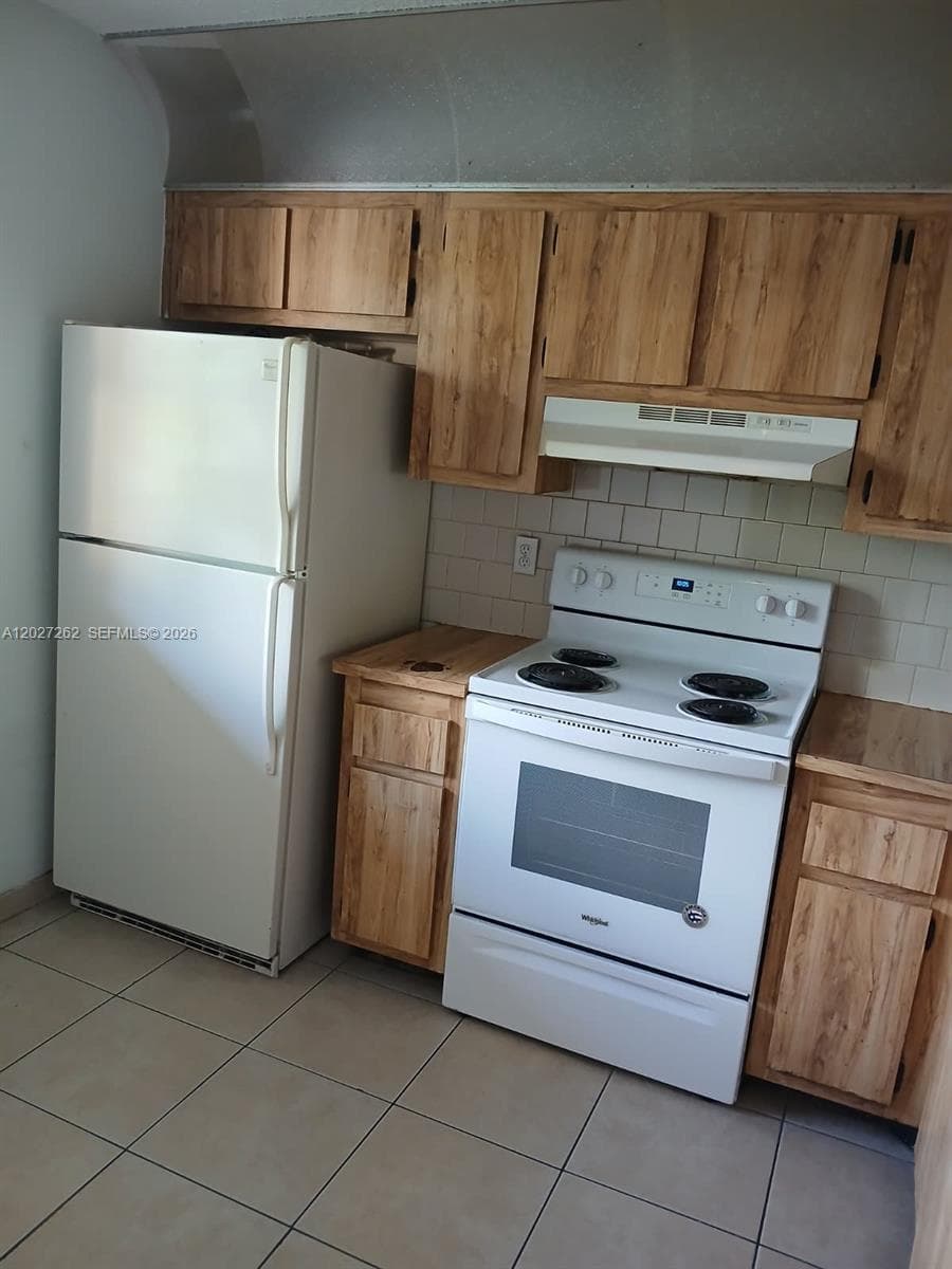 9141 NW 1st Ct # 204, Pembroke Pines, FL 33024 — zdjęcie 4