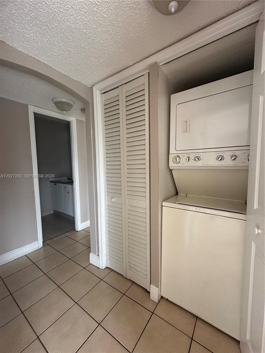 890 SW 129th Pl # 208, Miami, FL 33184 — zdjęcie 3