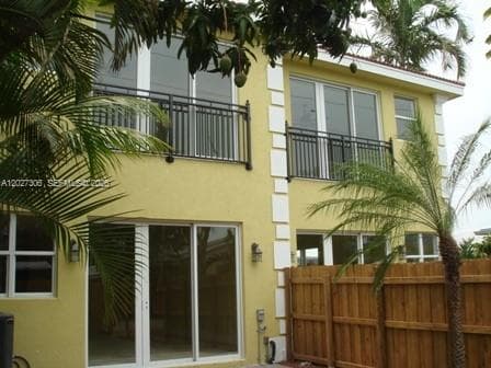 1236 NE 14th Ave, Fort Lauderdale, FL 33304 — zdjęcie 2